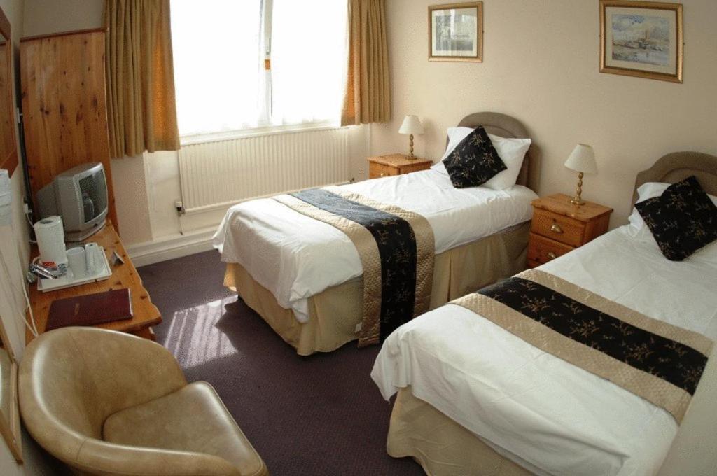 Copperfield Hotel Leicester Room photo